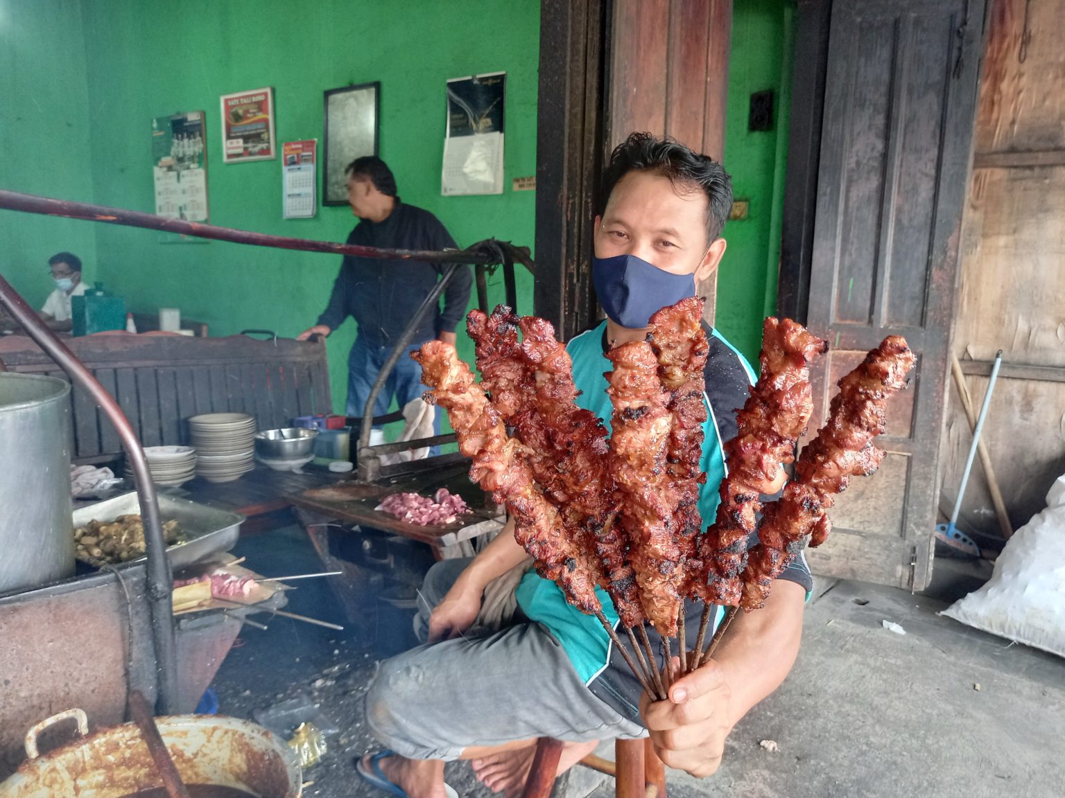 Menikmati Sensasi Sate Jumbo di Klaten – RuangObrol